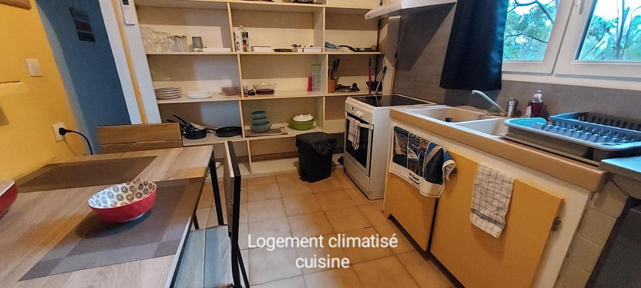 Le Barcares Logement Climatise Pour 6 Personnes, Draps Et Serviettes Non Fournis Air-Conditioned Accommodation For 6 People, Sheets And Towels Not Provided Alojamiento Con Aire Acondicionado Para 6 Personas, Sabanas Y Toallas No Incluidas Extérieur photo