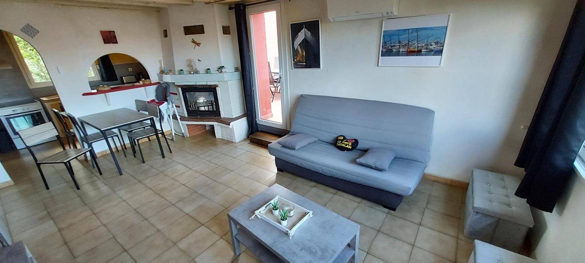 Le Barcares Logement Climatise Pour 6 Personnes, Draps Et Serviettes Non Fournis Air-Conditioned Accommodation For 6 People, Sheets And Towels Not Provided Alojamiento Con Aire Acondicionado Para 6 Personas, Sabanas Y Toallas No Incluidas Extérieur photo